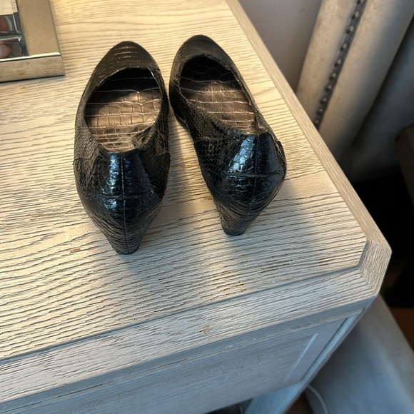 Black reptile embossed pumps EUC size 9.5 Sam Edelman - Picture 3 of 4